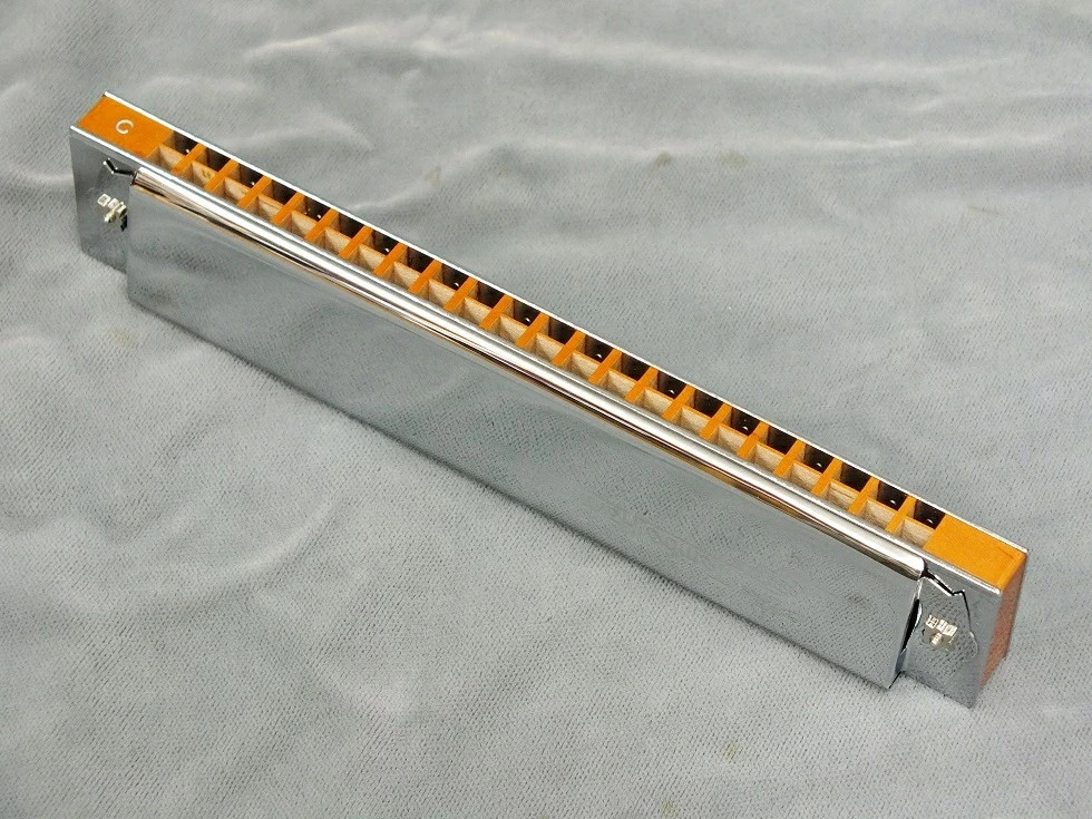 Tombo Tombo Polyphonic Harmonica Professional 22 1722D New