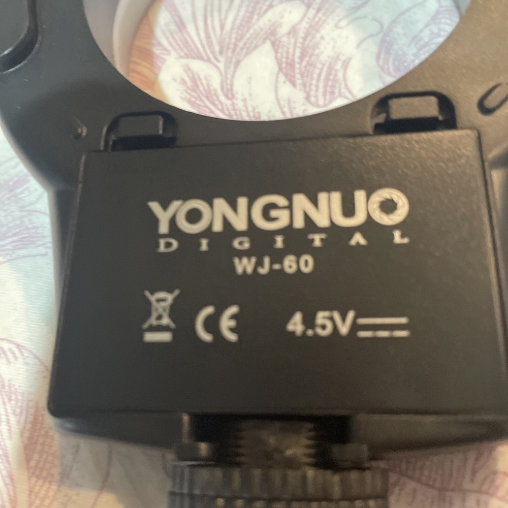 Yongnuo Digital Light Ring
