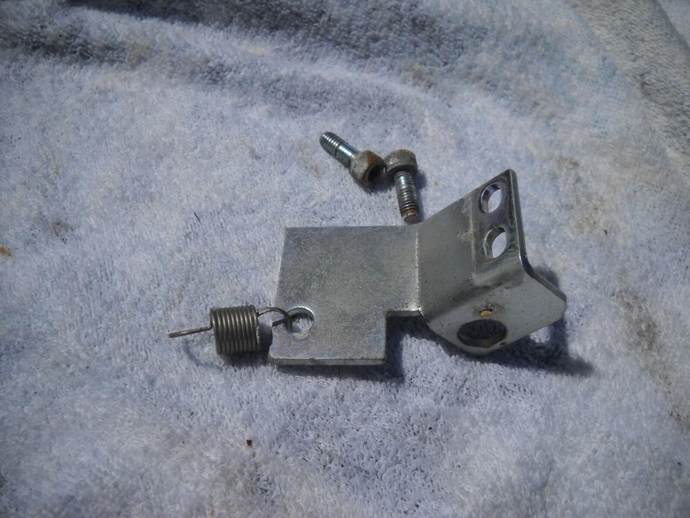 BIZERBA GSP MEAT SLICER PARTS BRACKET,SPRING