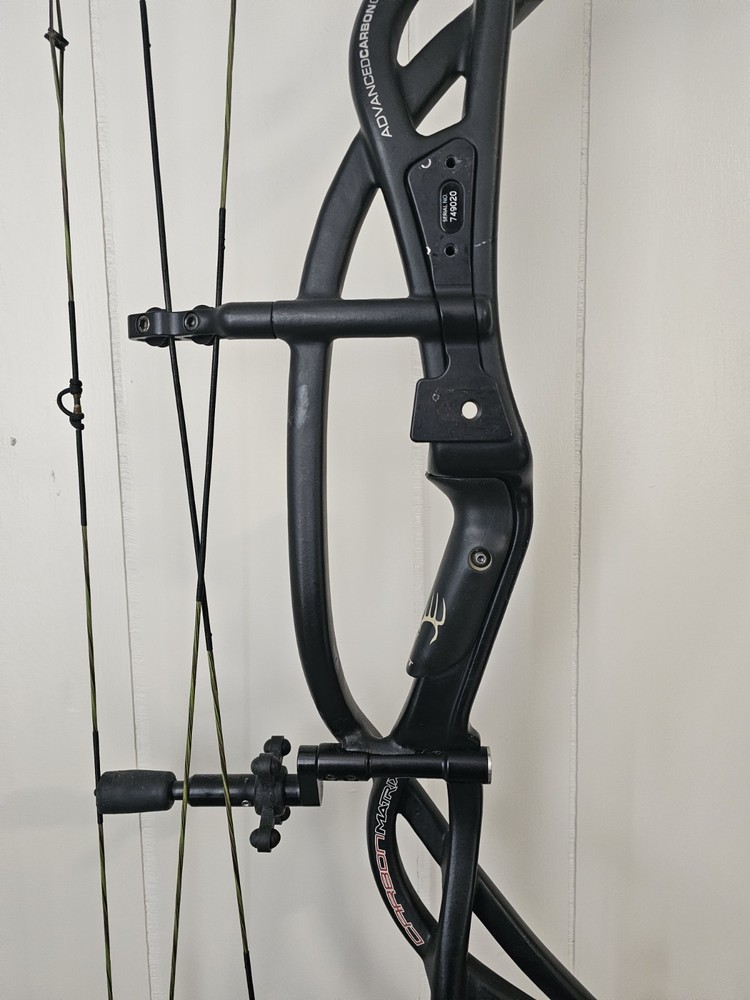 Hoyt Carbon Matrix Compound Bow