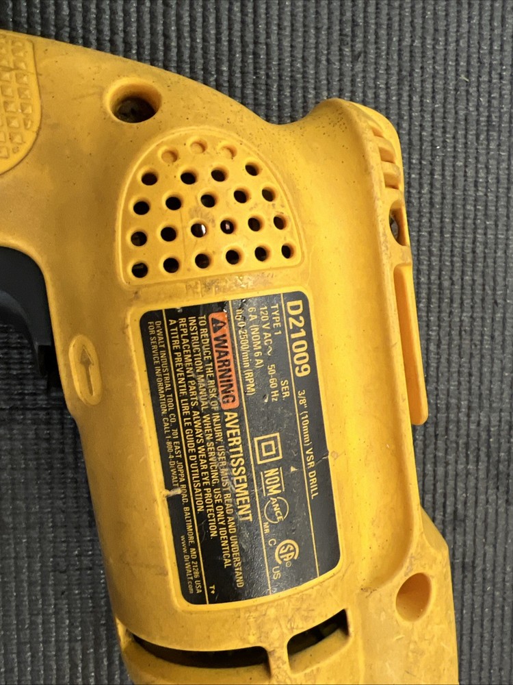 D21009 DEWALT DRILL