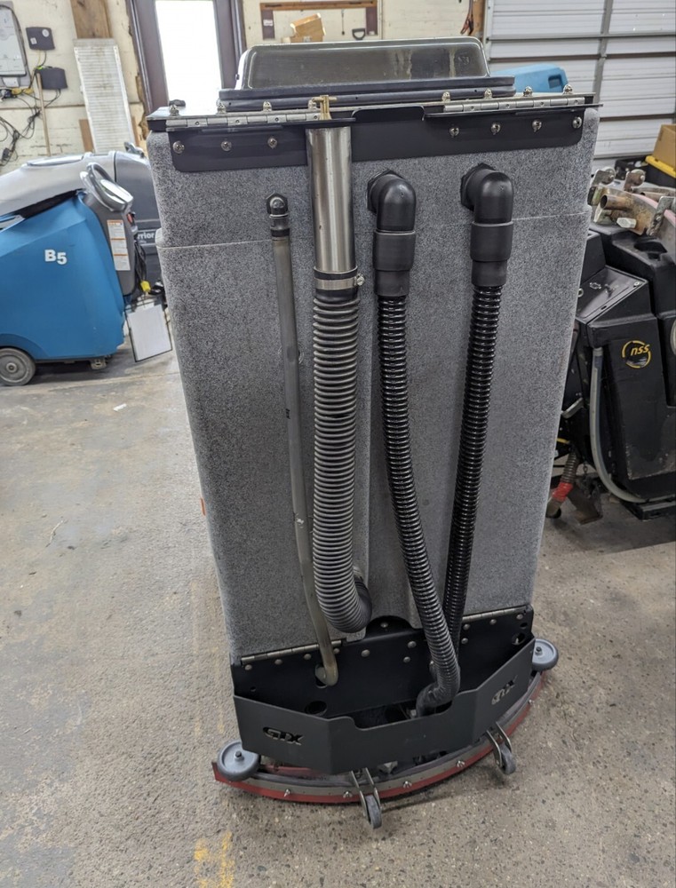 commercial floor scrubber machine