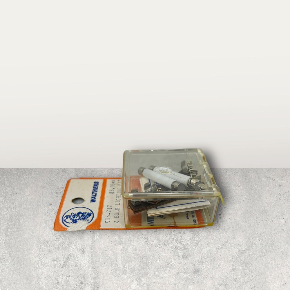Walthers Train Miniature Tools & Fasteners 933-717 2 Bulb Lighting Kit