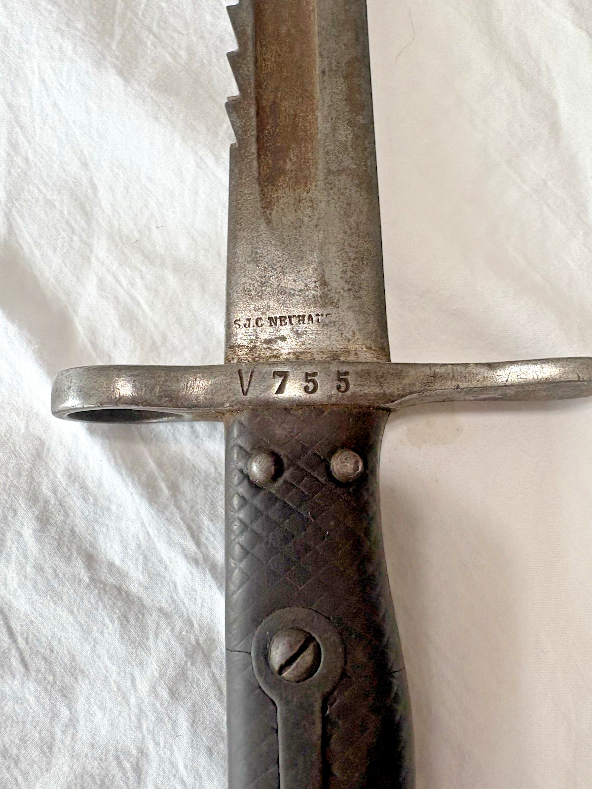 Swiss Vetterli Neuhausen Saw back Bayonet S.J.C. NEUHAUSEN 24"