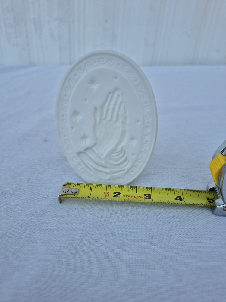 VINTAGE RELIGIOUS Praying Hands Tealight Holder