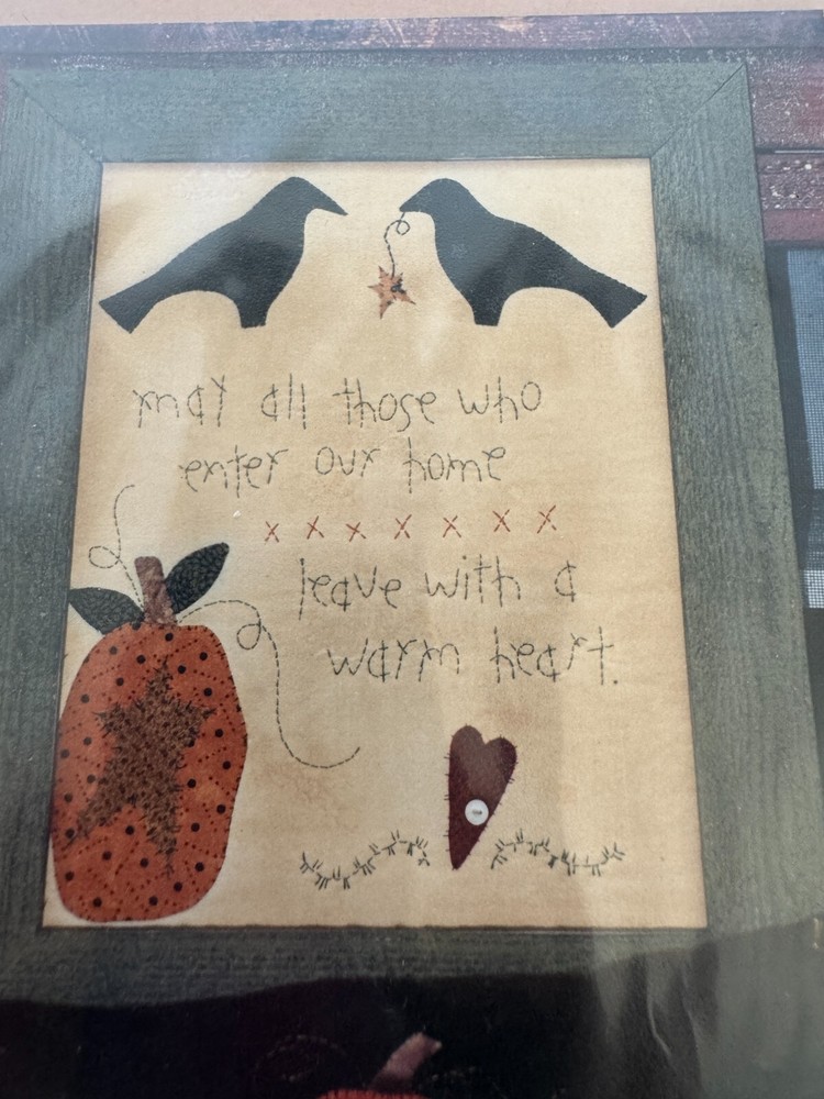 Little Stitches Primitive Stitchery and Pillow Pattern Pumpkins and Crows Sewing