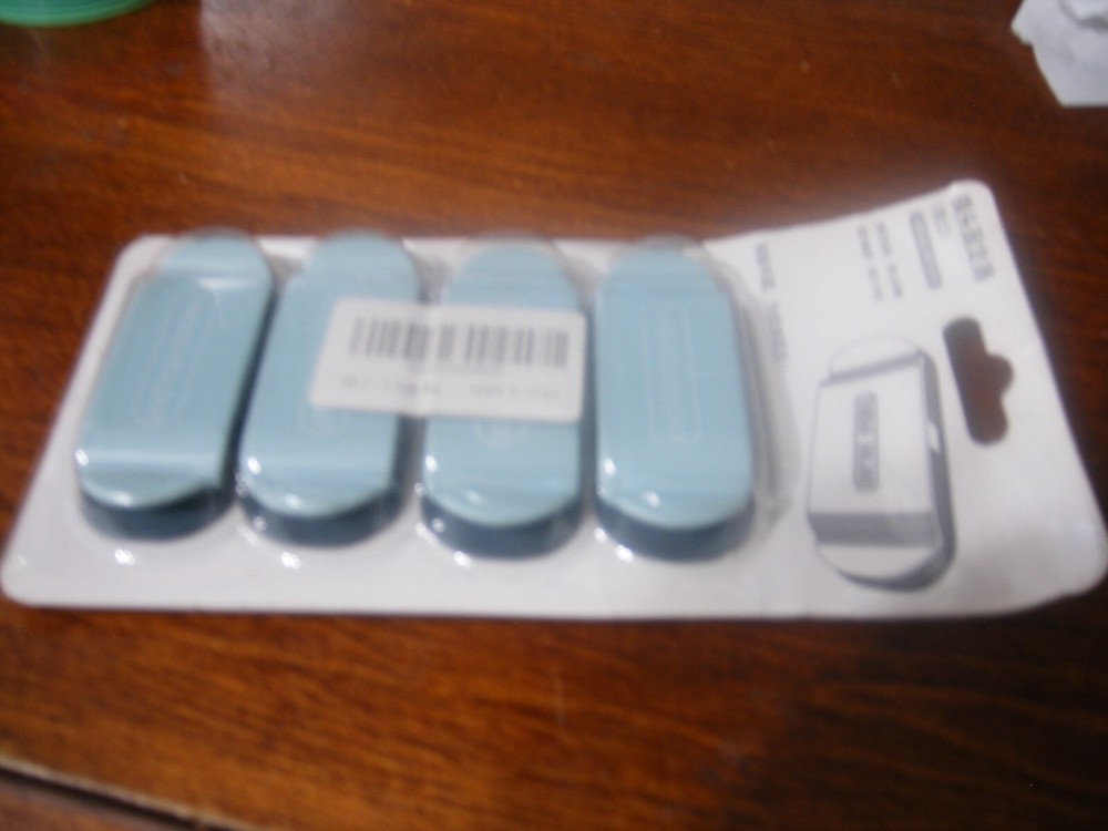 Set of 3 thread holder