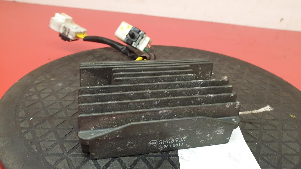 2018 PIAGGIO GTS 300 SUPER REGULATOR RECTIFIER