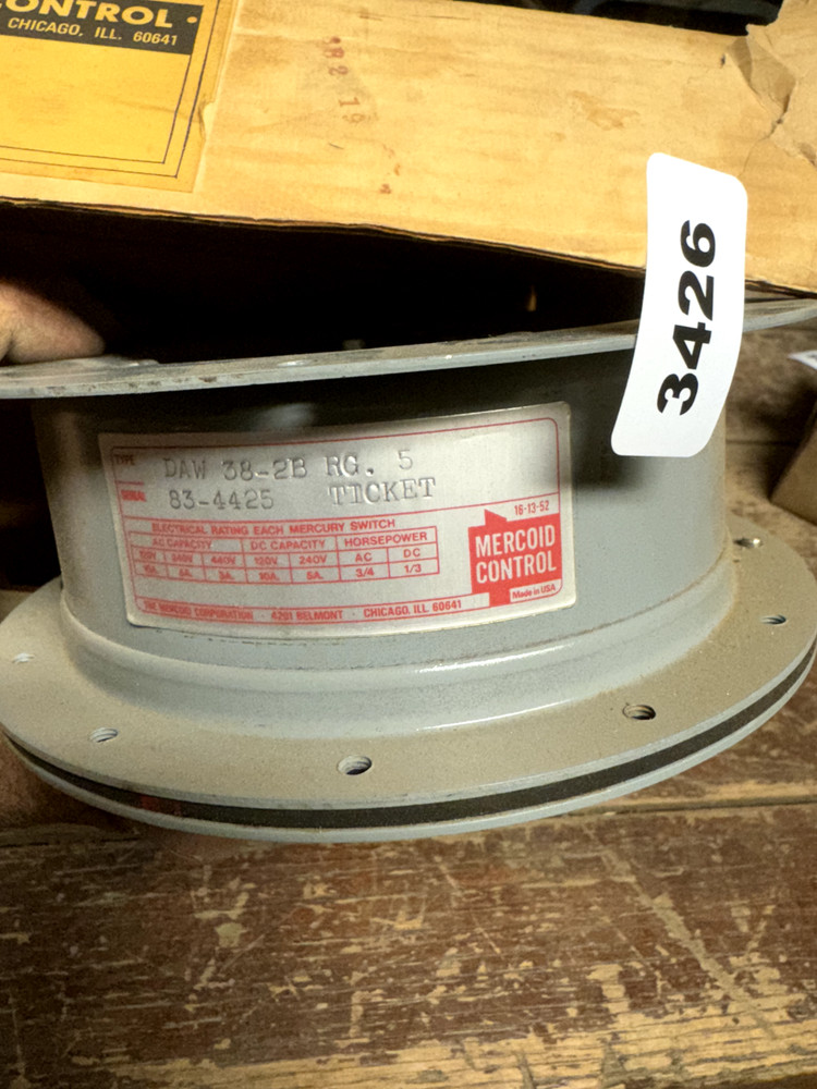 Mercoid Control DAW 38-2B RG 5 Pressure Switch