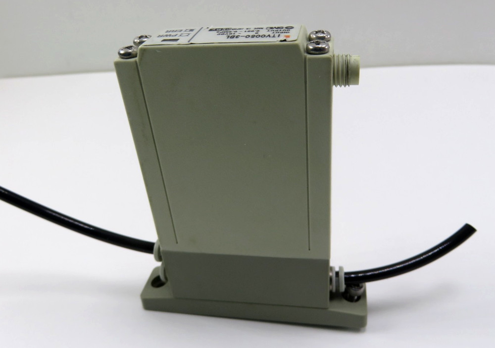 SMC ITV0050-3BL Regulator, electro-pneumatic