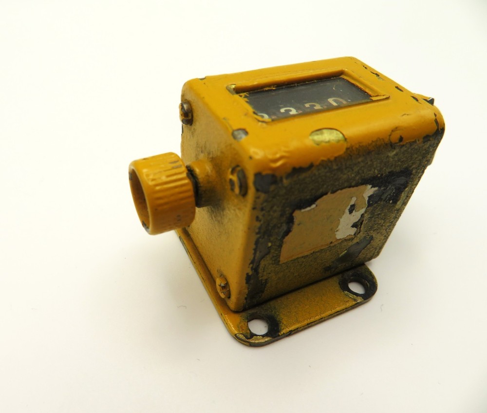 Vintage 4-Digit Veeder Root Counter
