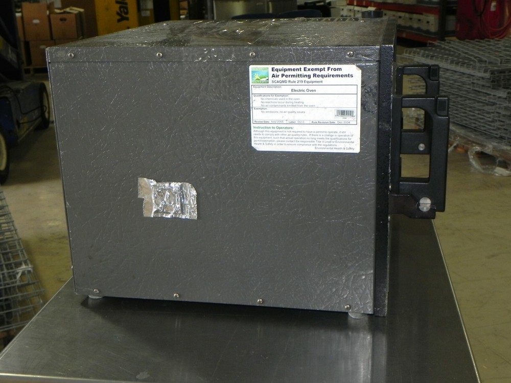 Delta Design 2300D Temperature Chamber