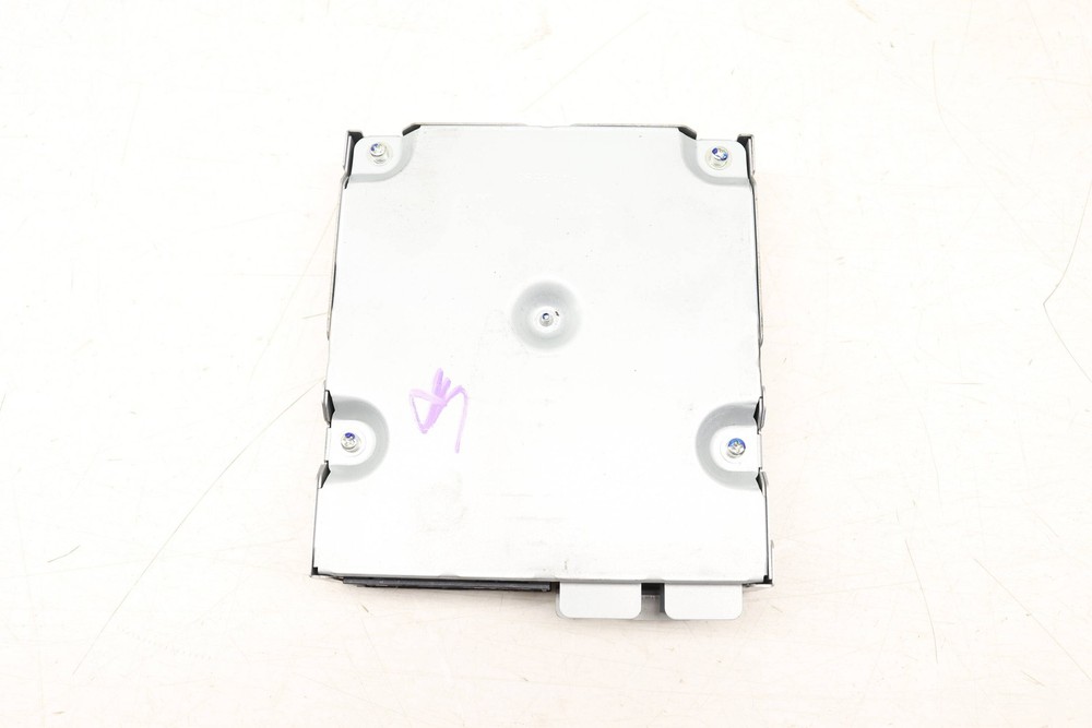 2011-2014 PORSCHE CAYENNE - REAR VIEW / Backup Camera Control Module