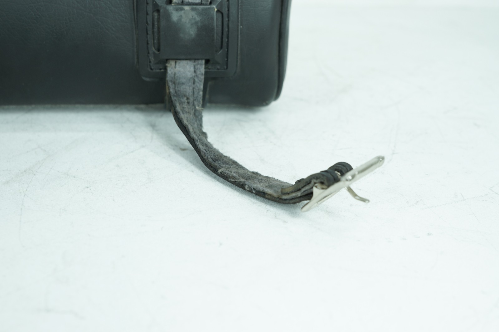 2008 Harley Dyna FXDWG 105th Wide Glide Front Onboard Tool Bag Leather Storage