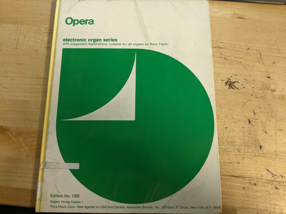 Opera electronic organ series.