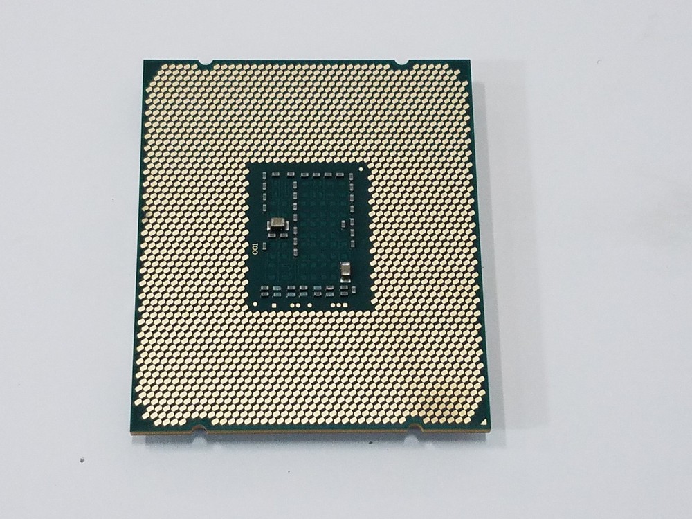 Intel Xeon E5-2680 v3 2.50 GHz LGA 2011-3 Server CPU Processor SR1XP