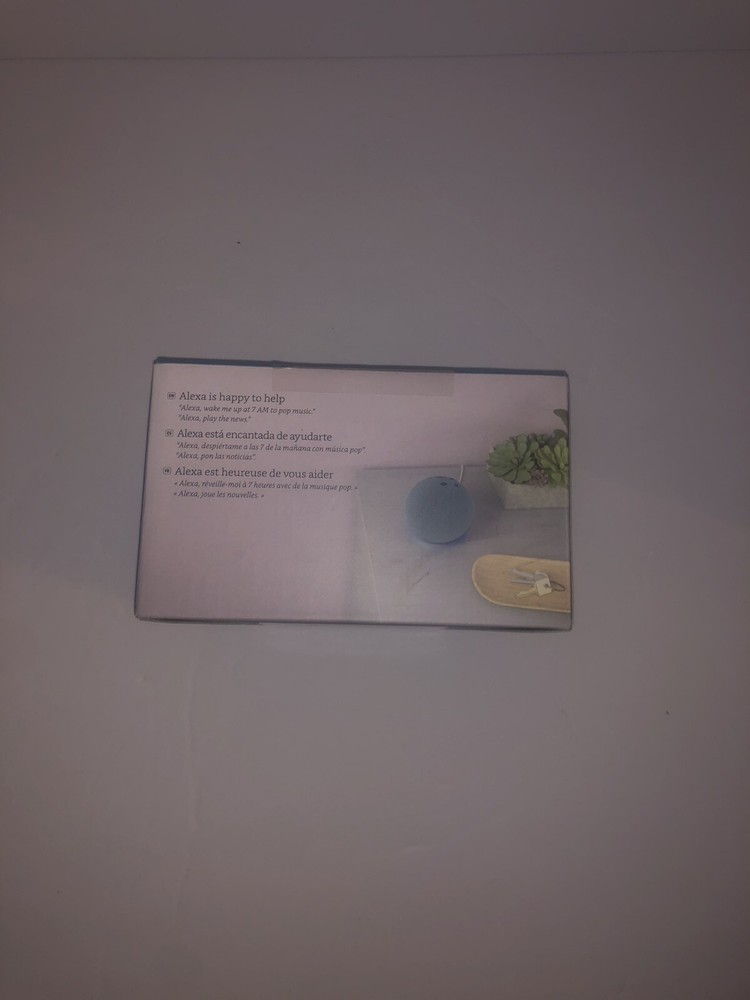 BRAND NEW amazon alexa echo dot