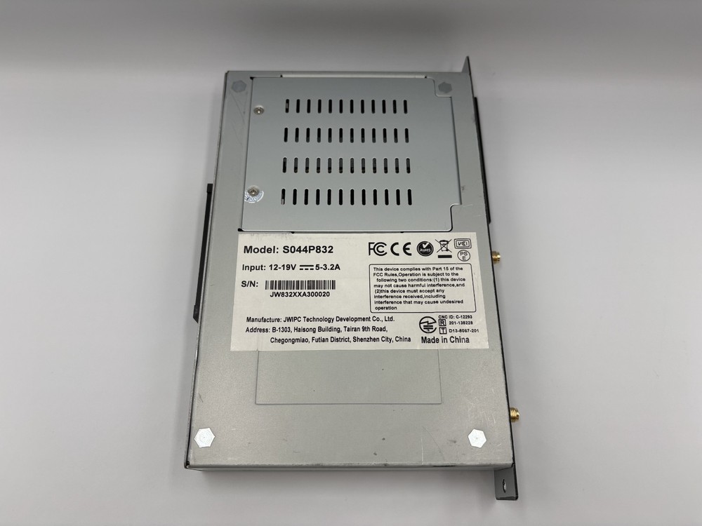 Newline OPS Onboard Computer S044P832 Intel Core i7-7500U BAREBONES UNIT TESTED