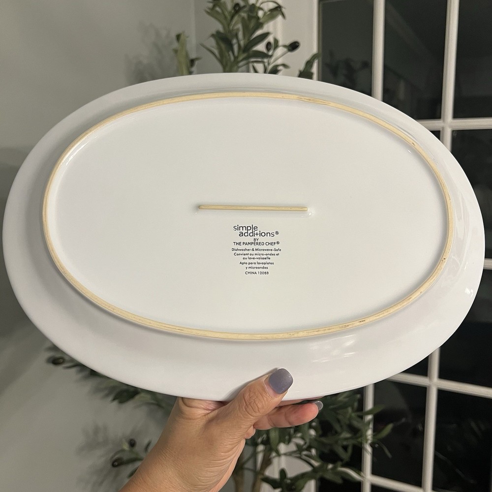Pampered Chef Simple Additions Polka Dots White Oval Serving Platter