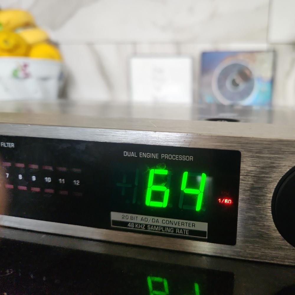 Behringer Feedback Destroyer DSP1100 24 Bit Dual Engine Parametric