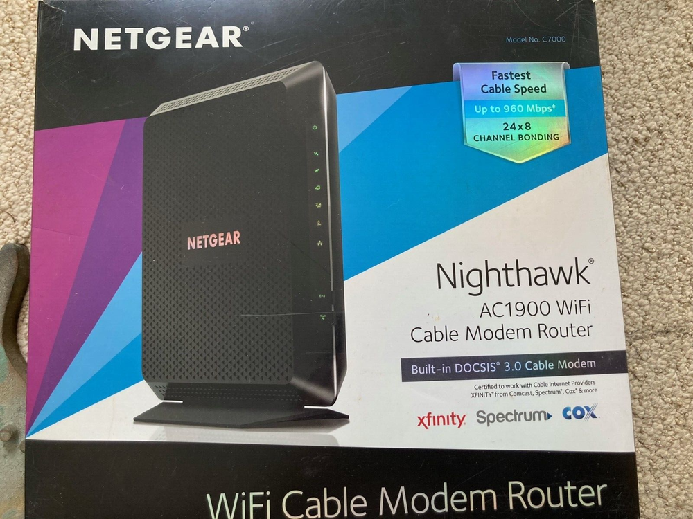 Netgear Nighthawk Ac1900 C7000 cable modem router