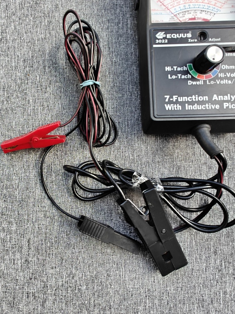 EQUUS 3022 7-Function Analyzer W/ Inductive Pickup. Ohms Works. Rest Untested