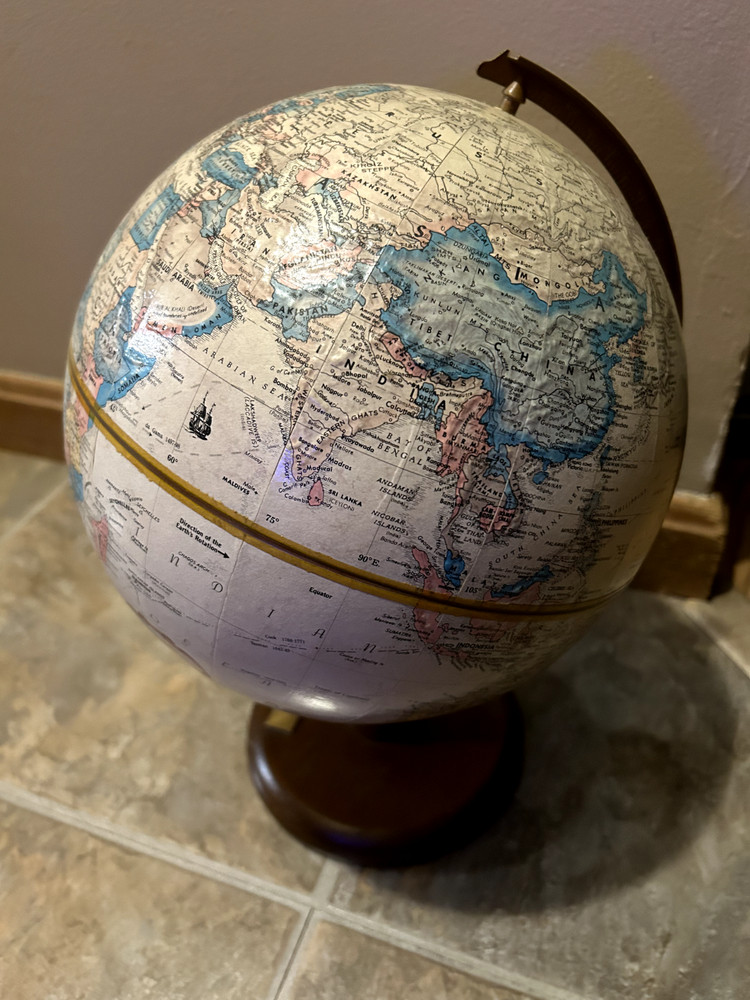 Vintage Replogle World Classic Series 12-Inch Desktop Globe – Style