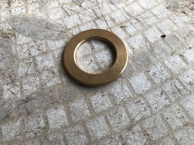 AG318  RING - JUNK - 4 FOR 1 PRICE