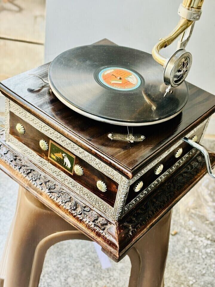 Antique Working Gramophone Vintage Gramophone Player Phonograph Vinyl Recorder