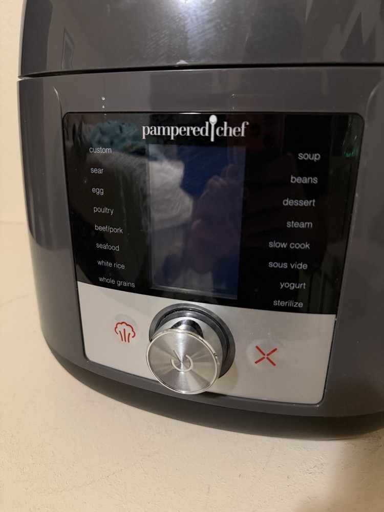 Pampered Chef Multi-Function Electric Pressure Cooker w/ Inner Pot