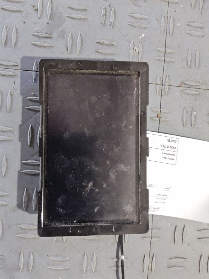 2018-2019 Chevy Silverado Dash Mounted 7" Display Screen Opt IOB