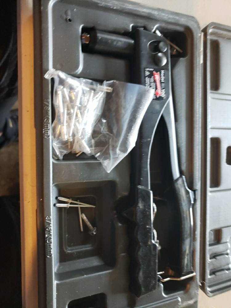Arrow Pop Rivet Kit RL100K With Case