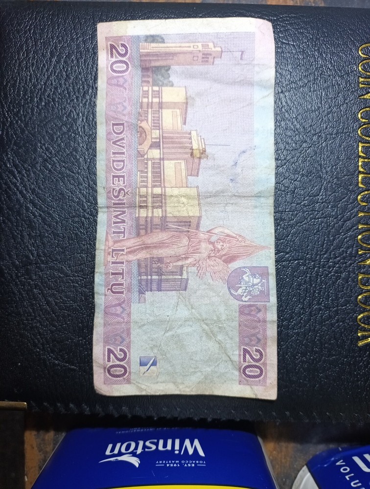 Lithuania 20 Litas banknote 2001