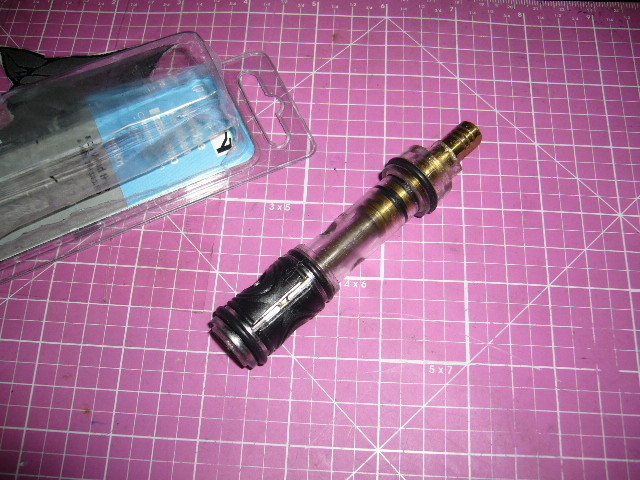 Replacement Stem Assembly Moen, Partsmaster, 59001, Posi-temp, Unused item