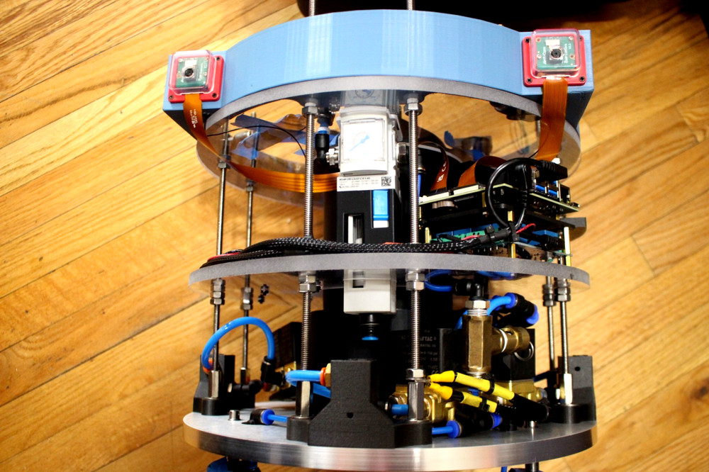 INTERNAL MECHANISM CIRCULAR ROBOT STRUCTURE CHASSIS ACTUATOR SENSOR ELECTRONIC