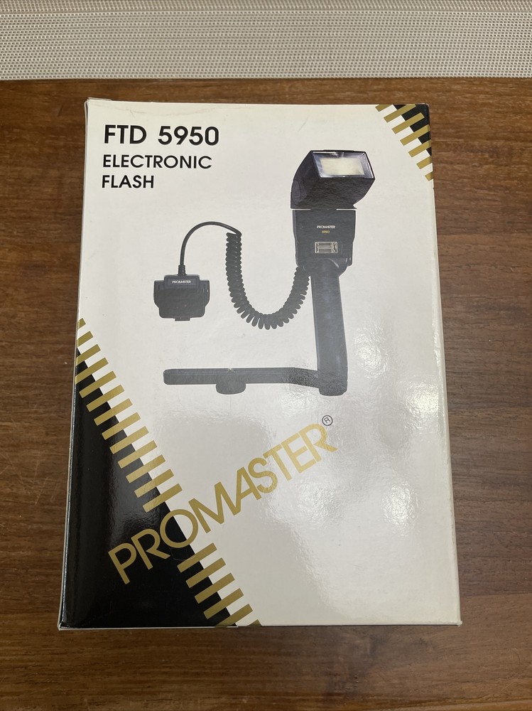 PROMASTER FTD 5950 ELECTRONIC FLASH NEW IN BOX