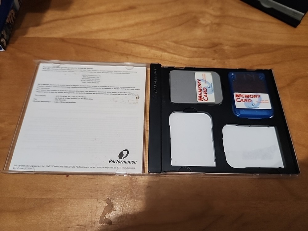Performance Sony PlayStation 1 PS1 Memory Card Case + 2 Memory Cards