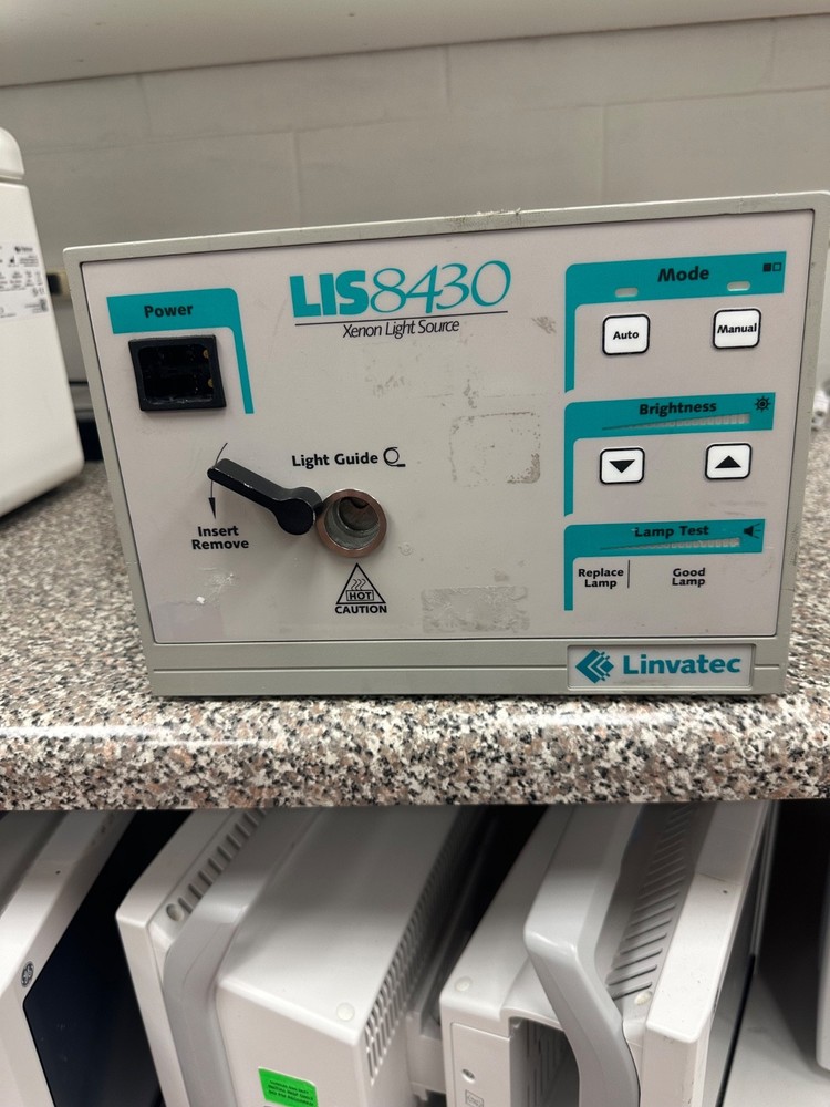 Linvatec Concept LIS8430 Xenon Light Source