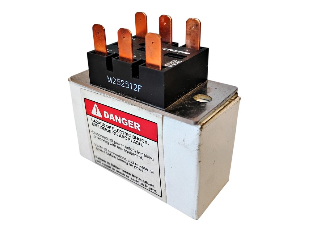 Crydom M252512F SCR Module 600 V Bridge