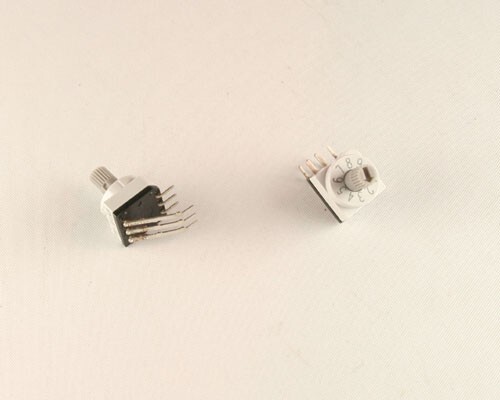 (10pcs) PT65301L508 Hartmann Spindle Rotary Code Switch Right Angle