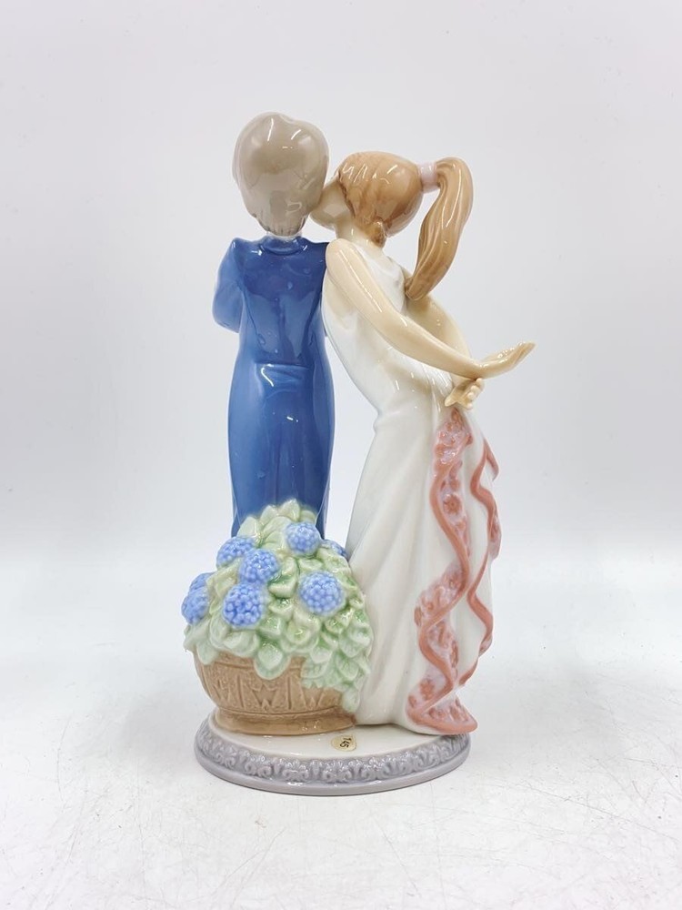 Lladro Interior Goods 5555 Used