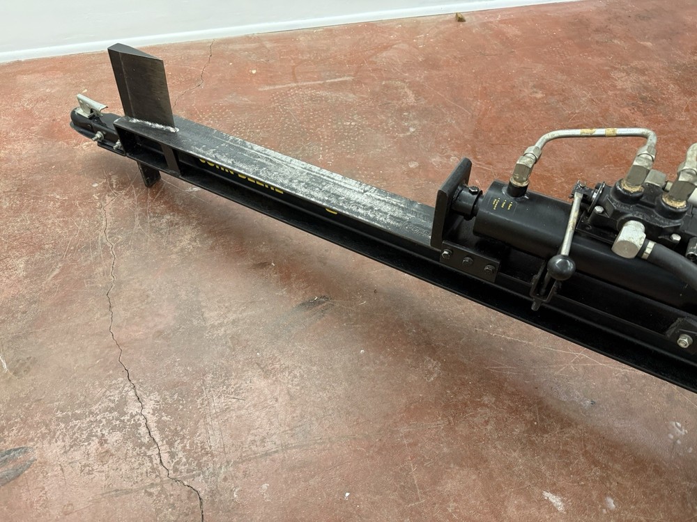 John Deere Model 5JD Horizontal Log Splitter W/Hitch
