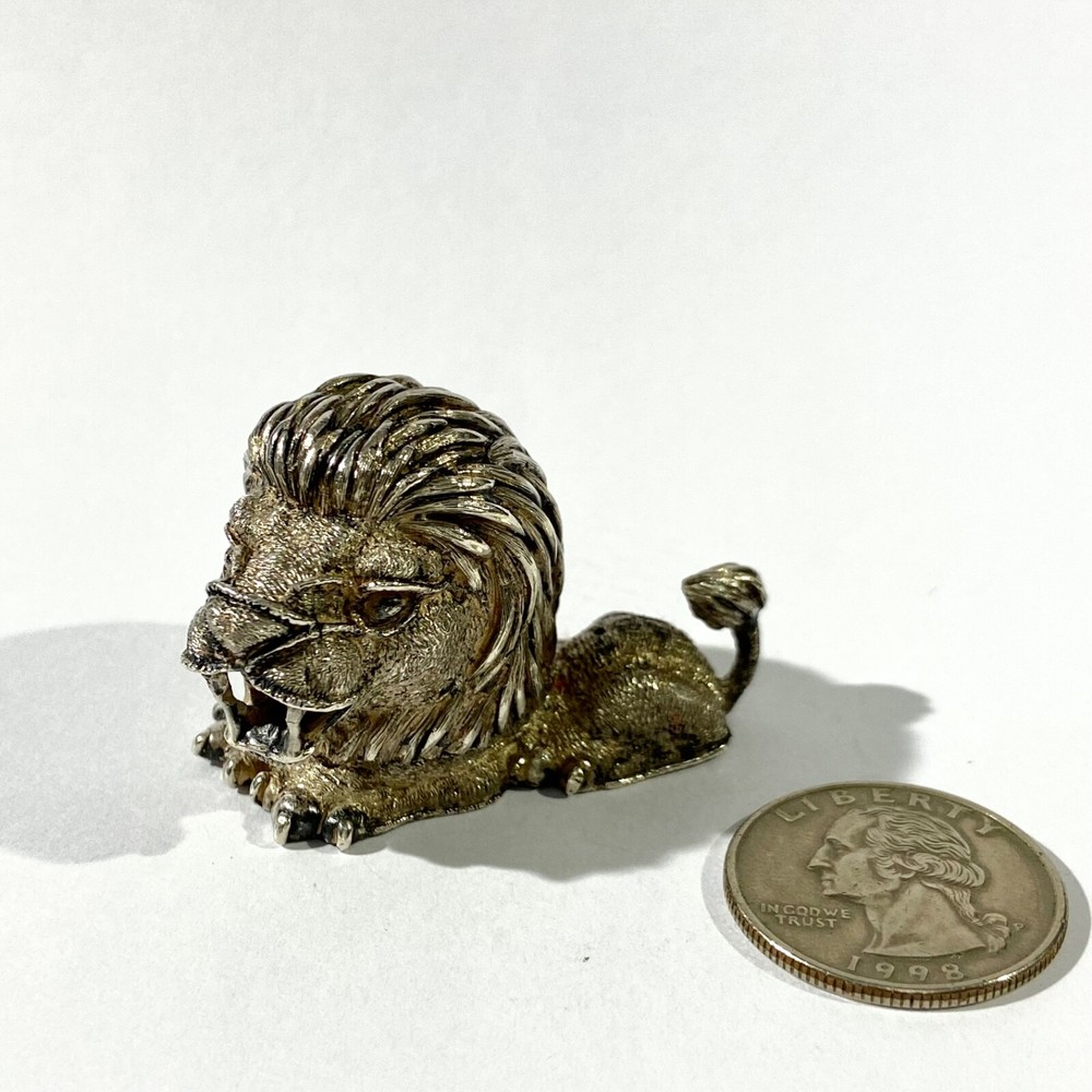 Vintage Solid Silver Pill Box Leon shape , trinket Box