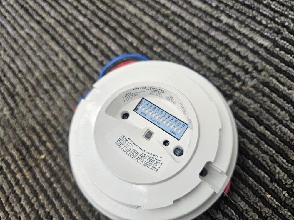 Current WSPLWOSM24V-U WASP2 High Mount Sensor Surface Mount 24VDC Watertight