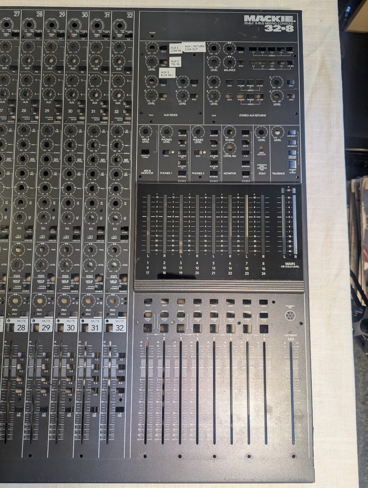 Mackie 32-8 Analog Mixing Console Main Panel, Chassis