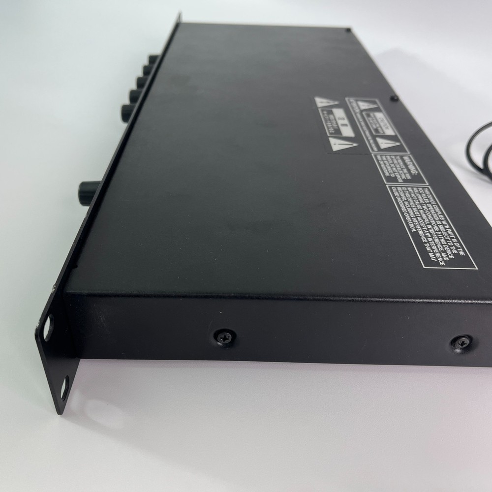 Roland RE-800 Digital Echo Rack Mount Effecter - Tested & working Pre-Owned