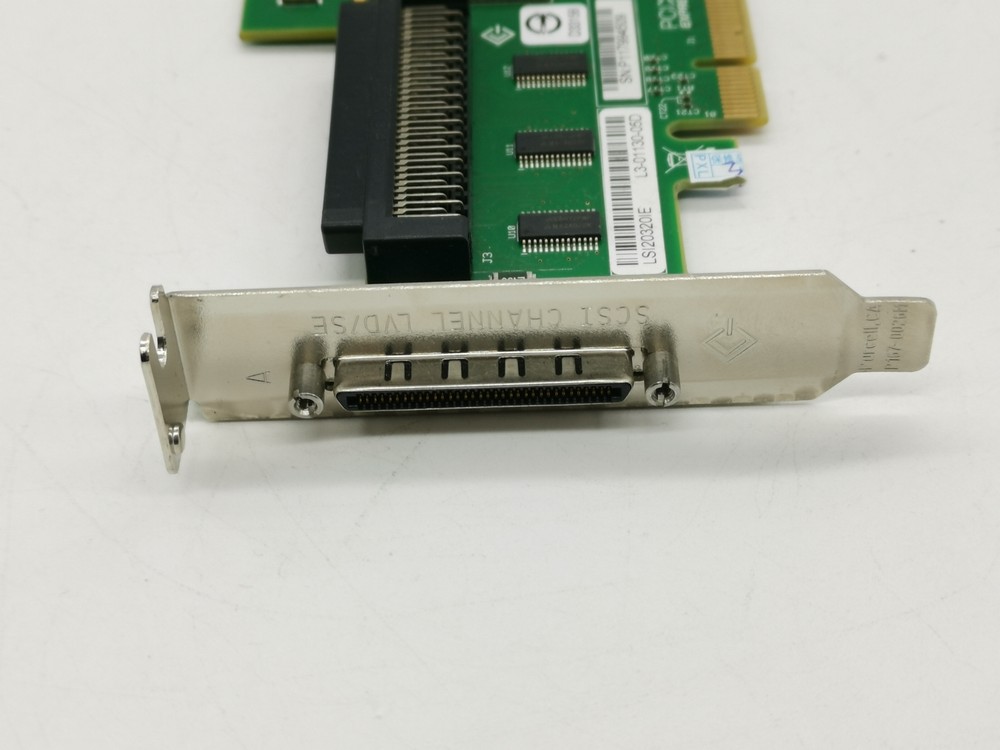 Low profile bracket LSI Logic SCSI LVD/SE controller PCI Express x4 LSI20320IE-