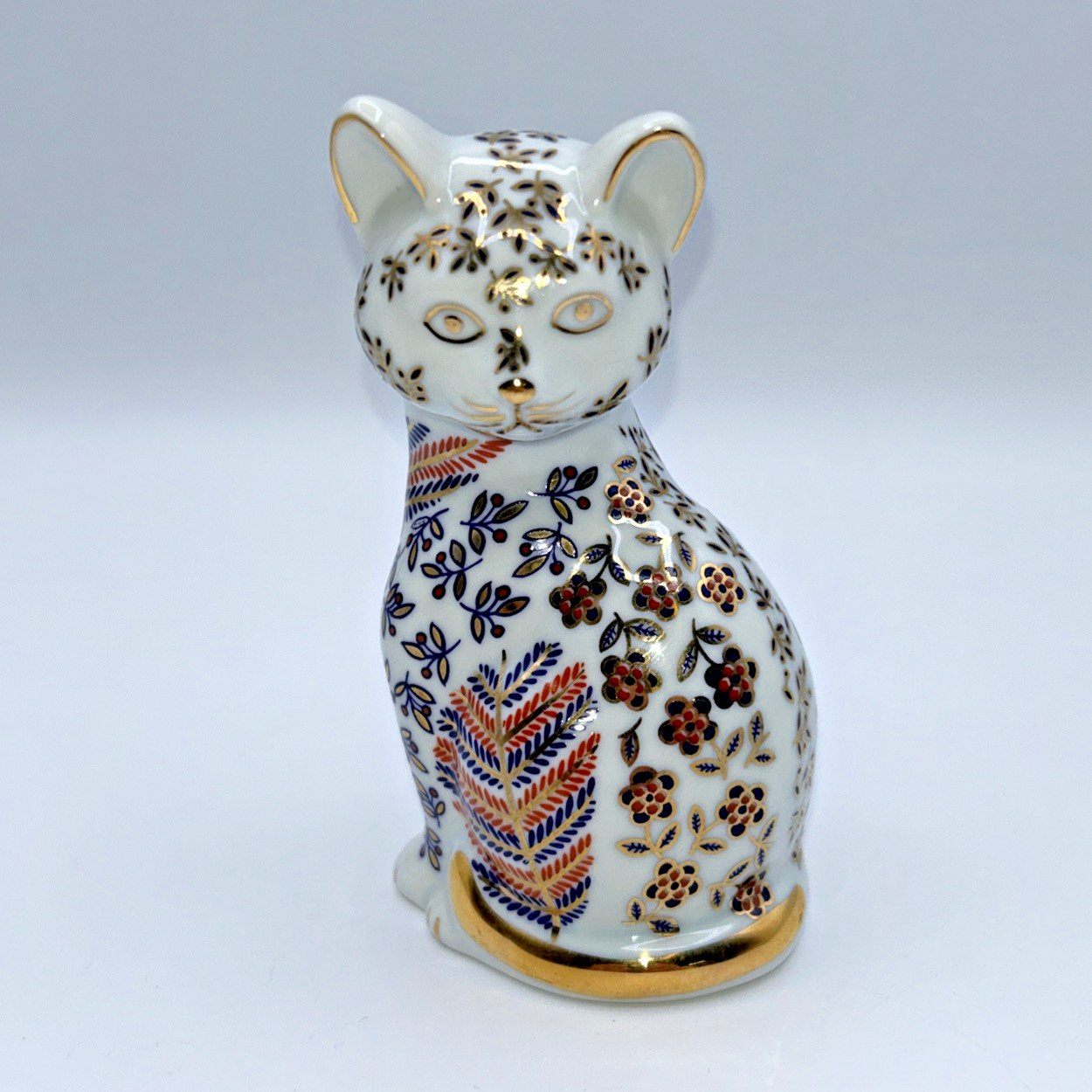 VTG Japanese Imari Neko Floral Hand Painted Porcelain Cat Figurine Decor EUC