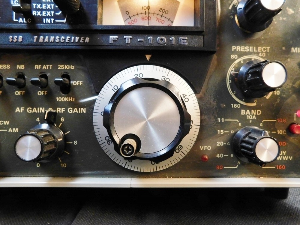 Yaesu Model FT-101E SSB Ham Radio Transceiver