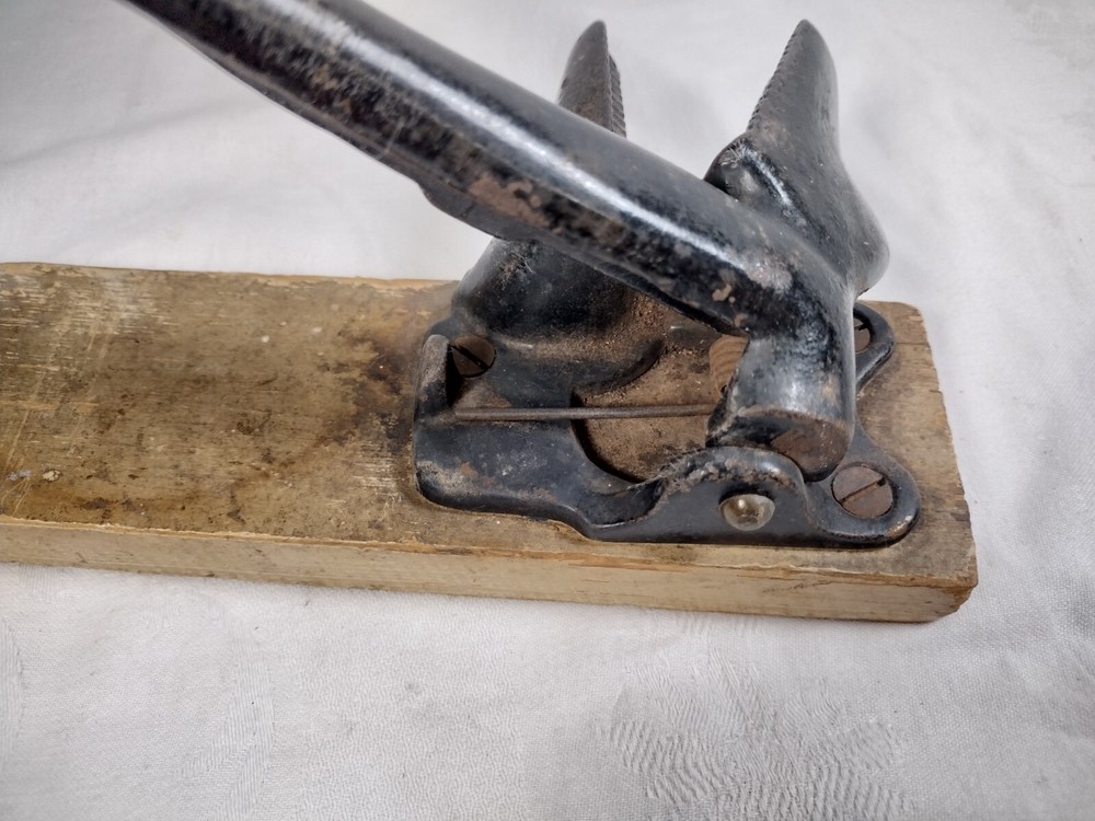 Vintage Nutcracker Lever Action Board /Wall Mount Cast Iron